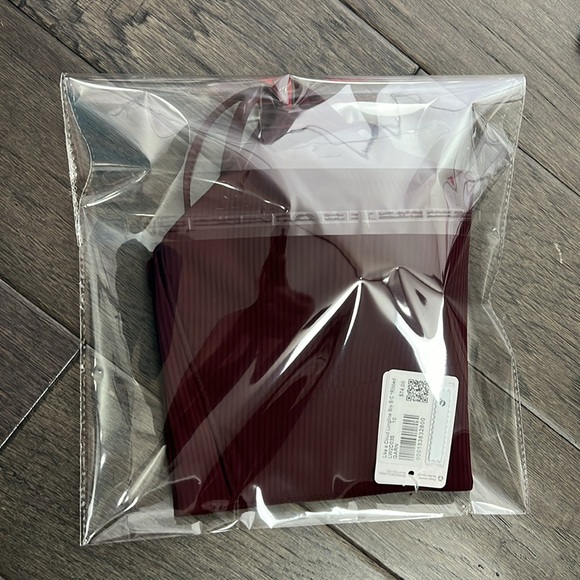 Lululemon Like a Cloud Ribbed Longline Bra *Light Support, B/C Cup Garnet - Picture 10 of 10